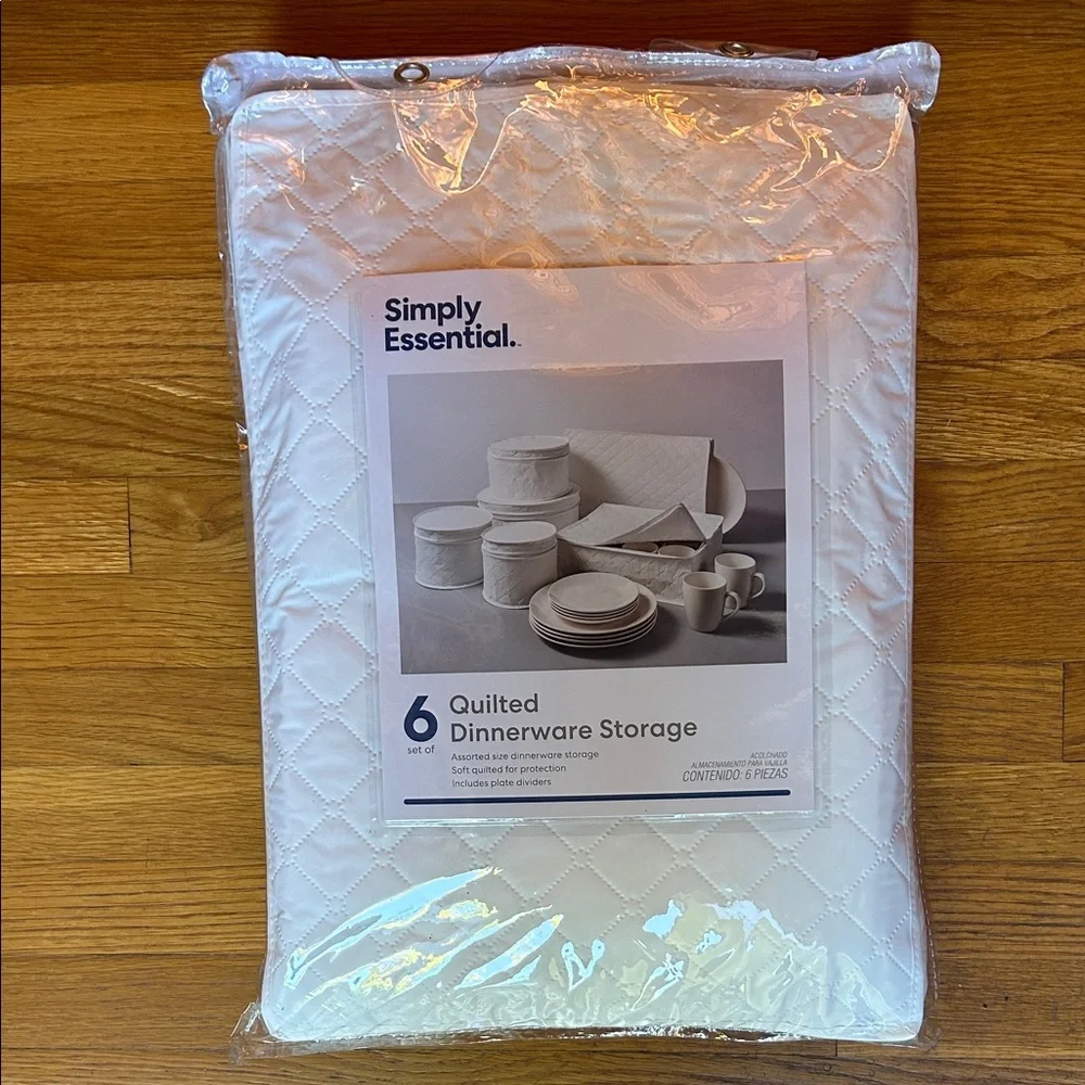 Simply Essential Quilted Dinnerware Storage. Set of 6 New Never Used ☆